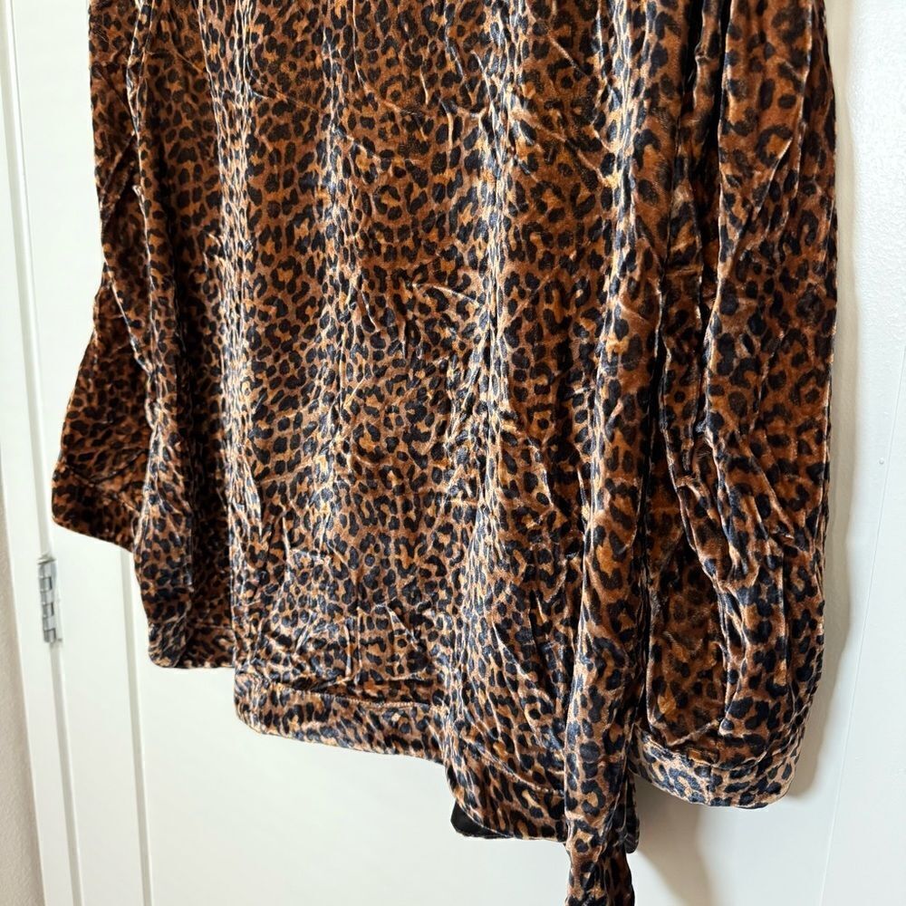 NWT Soft Surroundings Icon Silk Velvet Poets Tunic Shirt Animal Print Sz Large - Picture 8 of 12